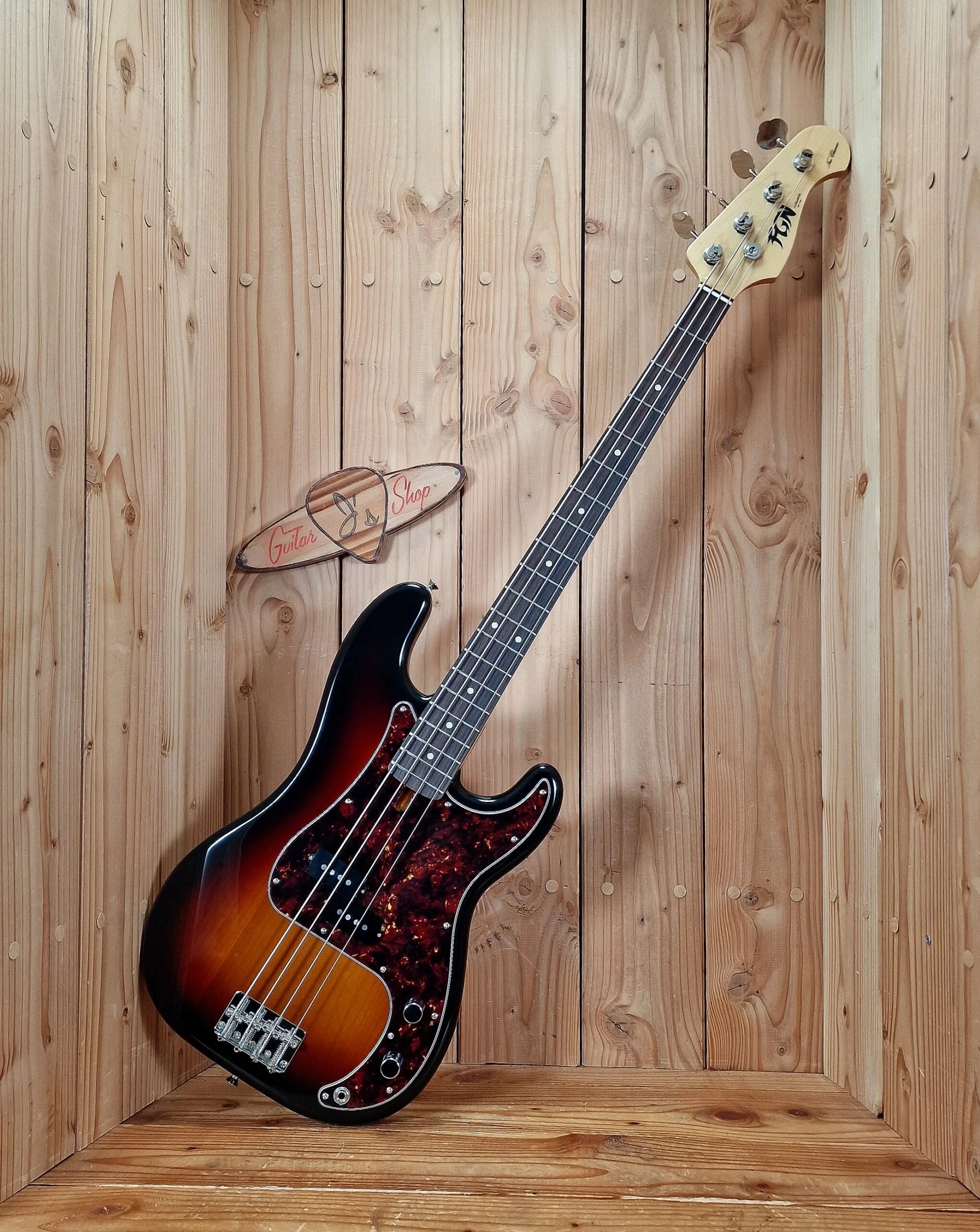 Warum der FGN PB-100 für mich besser ist als ein amerikanischer Fender Precision Bass